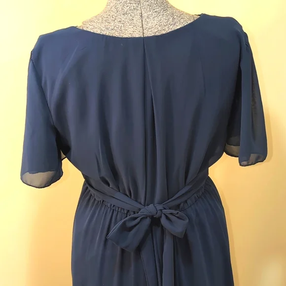 Women's Elegant Navy Blue Maxi Dress - Picture 4 of 11
